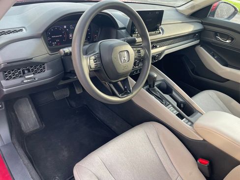 Certified 2023 Honda Accord EX image 5