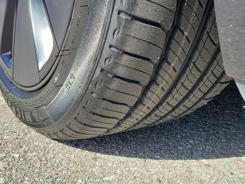 Used 2025 Tesla Model 3 Long Range RWD image 30