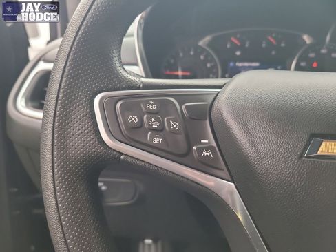 Used 2022 Chevrolet Equinox LT image 16