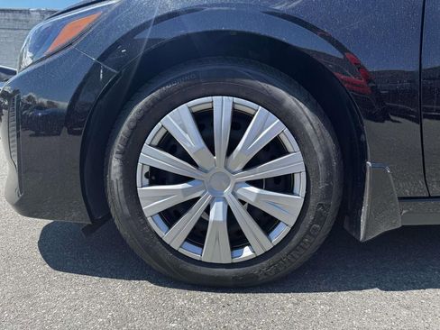 Used 2024 Nissan Sentra S FWD image 9