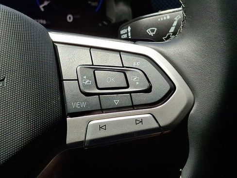 Used 2025 Volkswagen Atlas Cross Sport SEL Premium R-Line AWD/4WD image 26