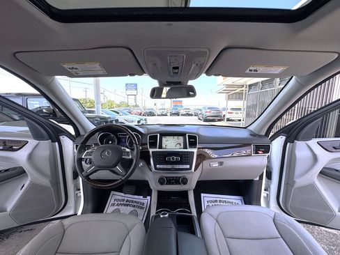 Used 2015 Mercedes-Benz ML 350 4MATIC image 18
