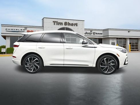 Used 2024 Lincoln Corsair Grand Touring w/ Equipment Group 302A AWD/4WD image 6