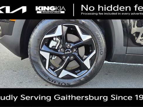 Certified 2026 Kia Seltos EX AWD/4WD image 11