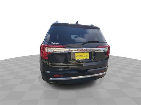 Used 2021 GMC Acadia Denali w/ Denali Technology Package image 7