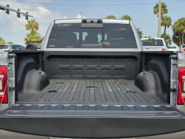 Used 2022 RAM 2500 Limited AWD/4WD image 7