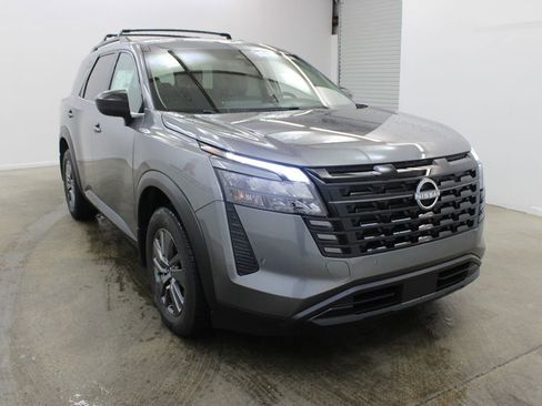 New 2026 Nissan Pathfinder SV FWD image 6