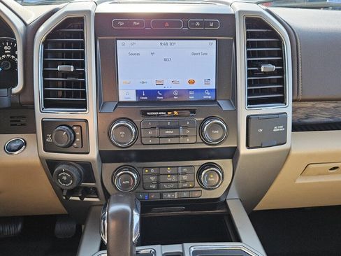 Used 2020 Ford F150 Lariat image 19