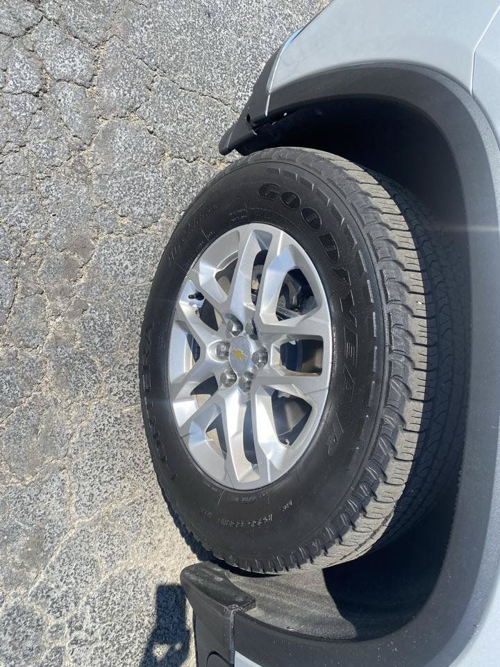 Used 2020 Chevrolet Traverse LT AWD/4WD image 4