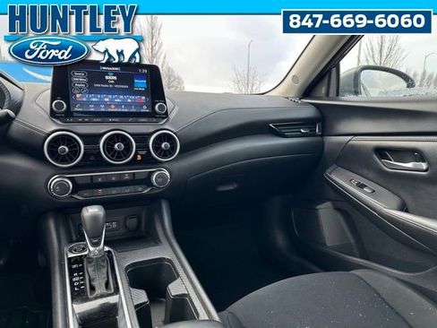 Used 2025 Nissan Sentra SV image 14