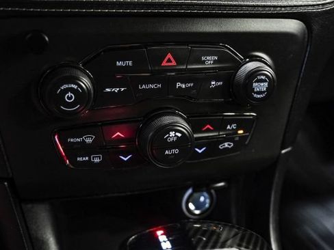 Used 2022 Dodge Charger SRT Hellcat w/ Carbon/Suede Interior Package RWD image 26