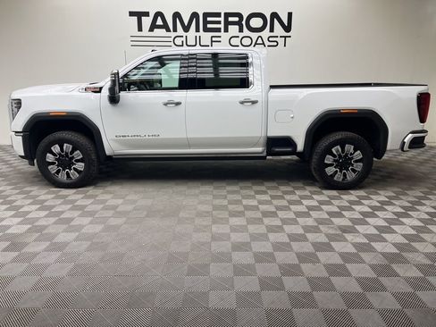 New 2026 GMC Sierra 2500 Denali w/ Denali Reserve Package image 2