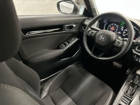 Used 2025 Honda Civic Sport image 12