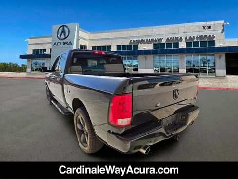 Used 2017 RAM 1500 Express w/ Black Ram 1500 Express Group RWD image 3