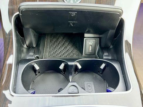 Used 2023 Mercedes-Benz C 300 4MATIC Coupe w/ AMG Line image 33