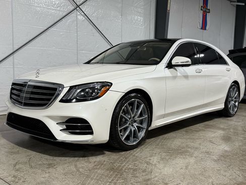 Used 2018 Mercedes-Benz S 450 Sedan w/ AMG Line Exterior image 4