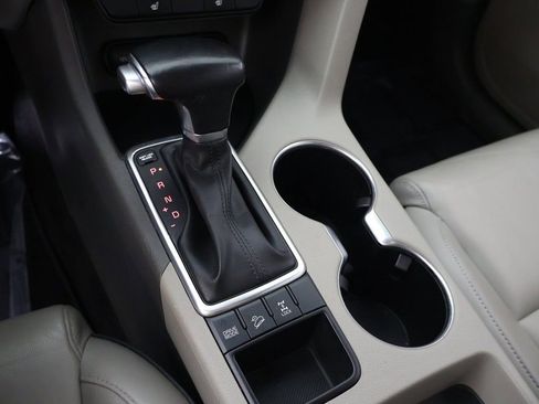 Used 2018 Kia Sportage EX image 48