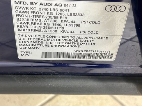 Used 2023 Audi Q4 e-tron Premium Plus w/ Premium Plus AWD/4WD image 29