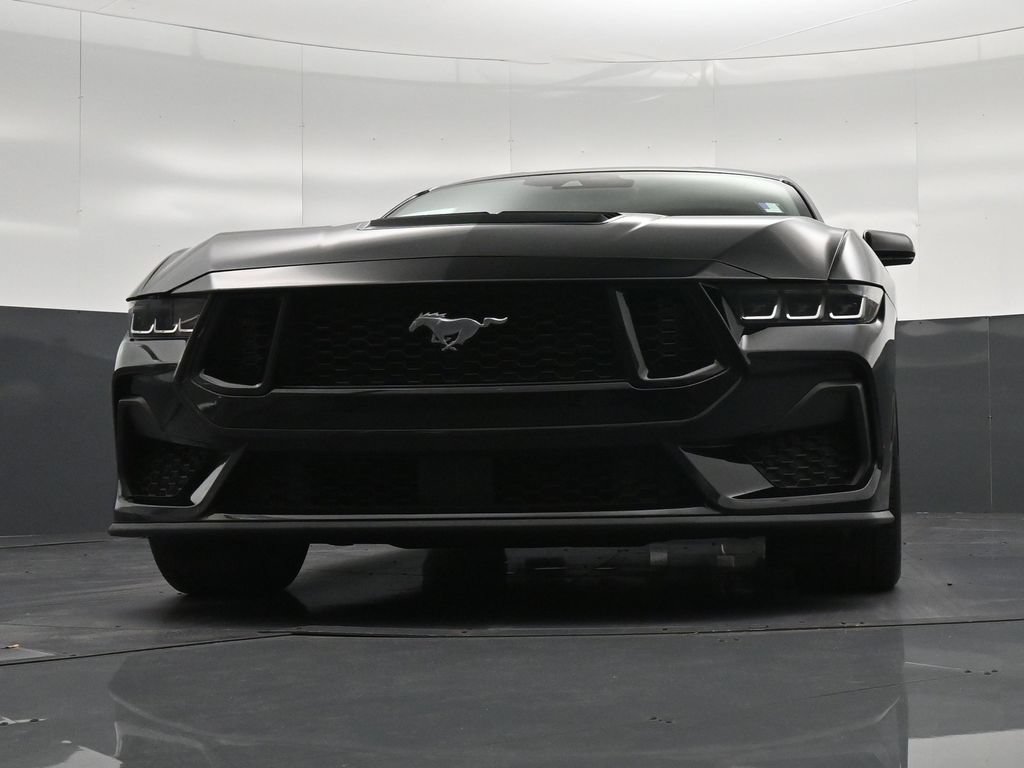 Used 2024 Ford Mustang GT RWD image 28