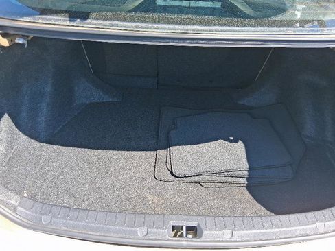 Used 2013 Toyota Corolla LE image 27