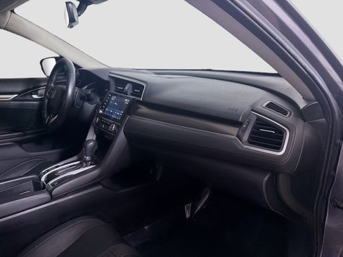 Used 2019 Honda Civic Touring image 30