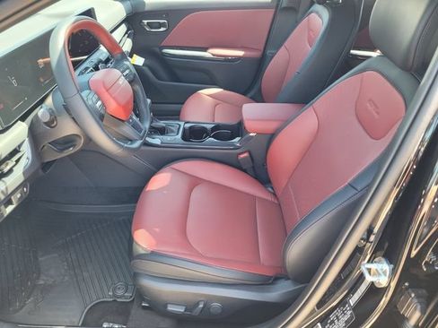 New 2026 Kia K4 GT-Line w/ GT-Line Sunroof Package FWD image 8