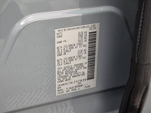 Used 2024 Nissan Pathfinder SL AWD/4WD image 27