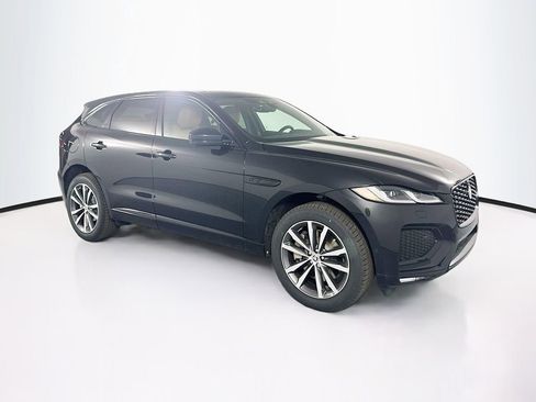 Used 2026 Jaguar F-PACE R-Dynamic S AWD/4WD image 3