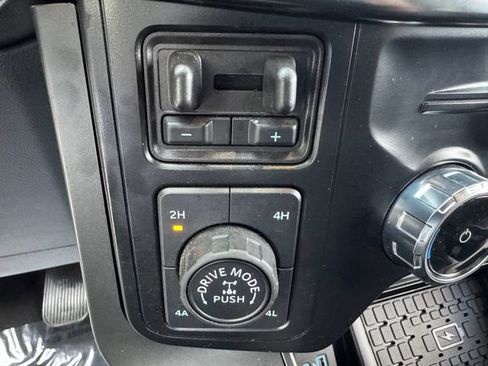 Used 2024 Ford F150 Lariat w/ Equipment Group 502A High AWD/4WD image 28