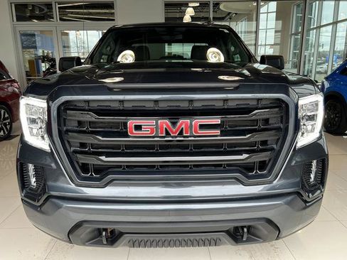 Used 2022 GMC Sierra 1500 Elevation w/ X31 Off-Road Package AWD/4WD image 4