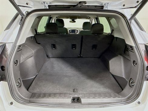 Certified 2023 GMC Terrain SLE w/ Driver Convenience Package image 18