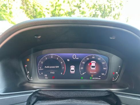 Used 2024 Honda Accord EX image 13