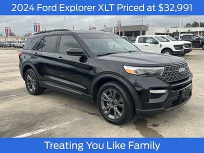 Used 2024 Ford Explorer XLT w/ Equipment Group 202A