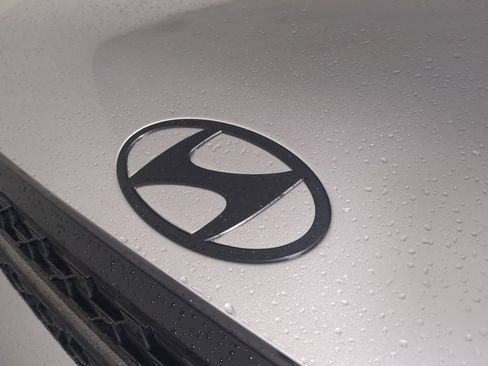 Used 2025 Hyundai Santa Fe Calligraphy FWD image 13