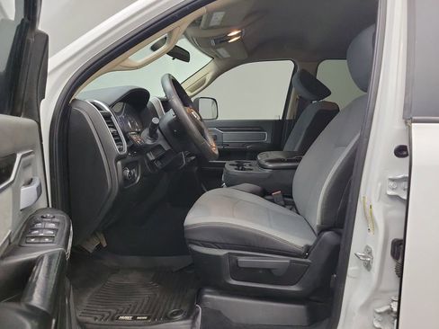 Used 2019 RAM 2500 Big Horn image 4