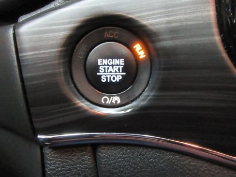 Used 2021 Jeep Grand Cherokee Limited AWD/4WD image 20