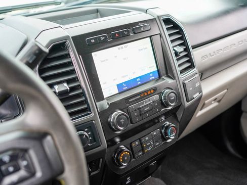 Used 2020 Ford F250 XLT w/ XLT Value Package AWD/4WD image 27