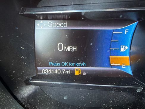 Used 2018 Ford Explorer XLT w/ Equipment Group 202A AWD/4WD image 14