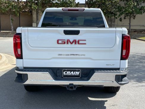 Used 2025 GMC Sierra 1500 SLT image 6