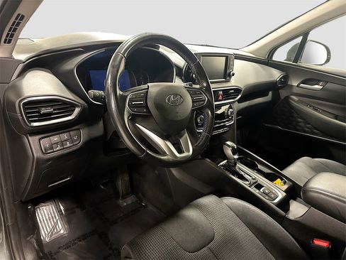 Used 2020 Hyundai Santa Fe SEL w/ Convenience Package image 9