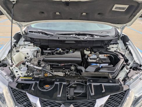 Used 2016 Nissan Rogue SL w/ SL Premium Package image 29