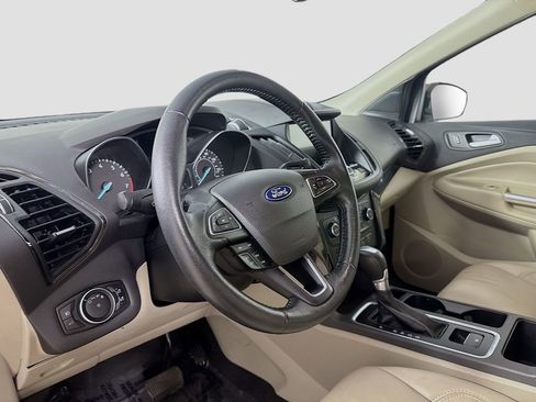 Used 2017 Ford Escape Titanium FWD image 10