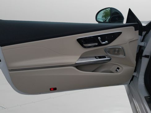 New 2026 Mercedes-Benz CLE 450 4MATIC Coupe image 7