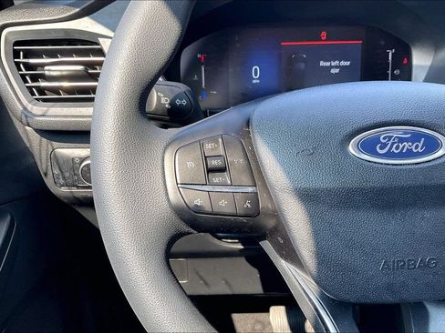 Used 2025 Ford Escape Active FWD image 18