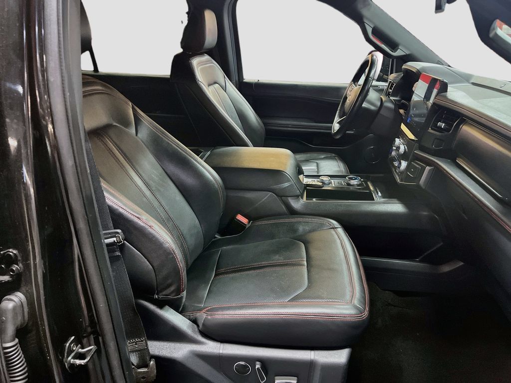 Used 2022 Ford Expedition Max Limited AWD/4WD image 31