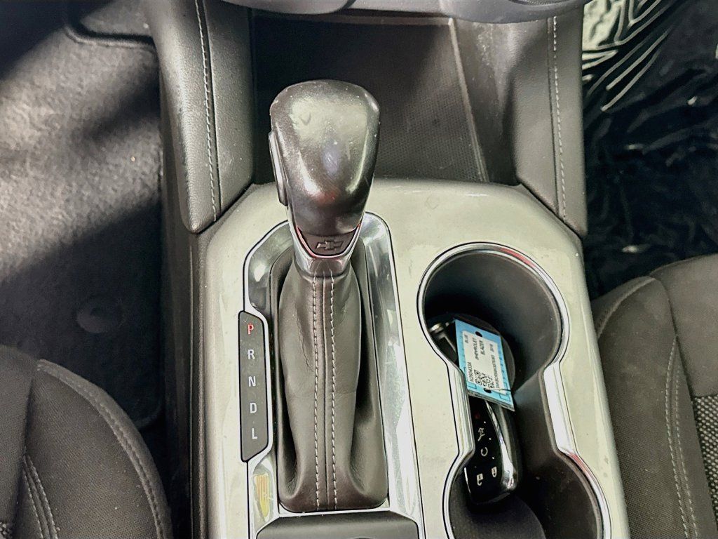 Used 2019 Chevrolet Blazer LT FWD image 23