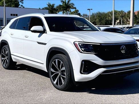 New 2026 Volkswagen Atlas Cross Sport SEL Premium R-Line image 2