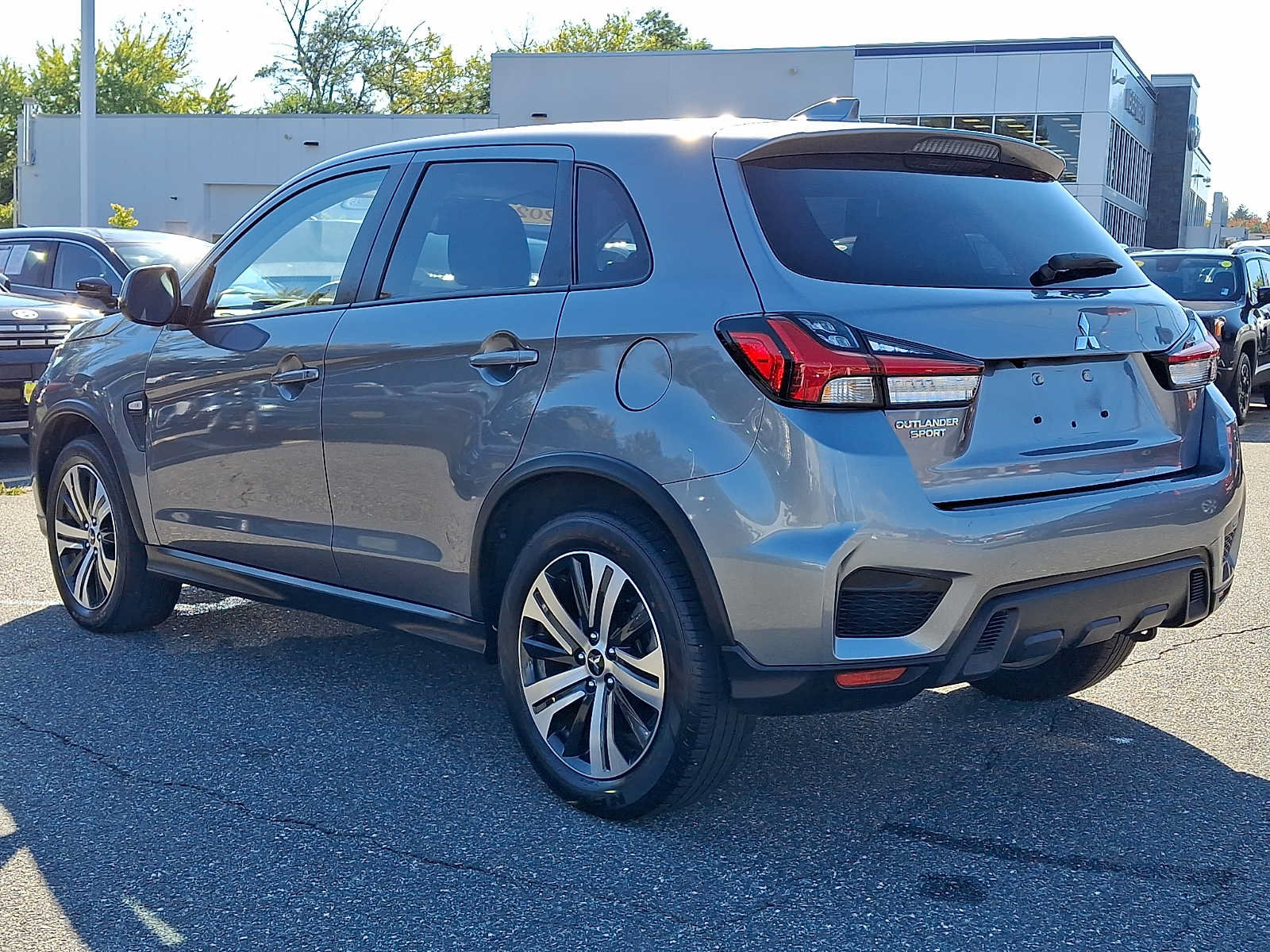 Used 2024 Mitsubishi Outlander Sport ES AWD/4WD image 4