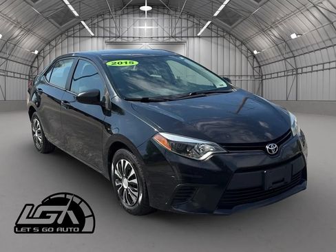 Used 2015 Toyota Corolla L FWD image 1