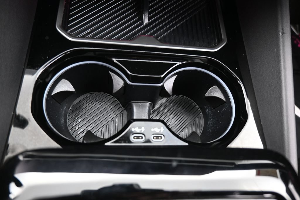 Used 2024 BMW 530i w/ M Sport Package RWD image 33